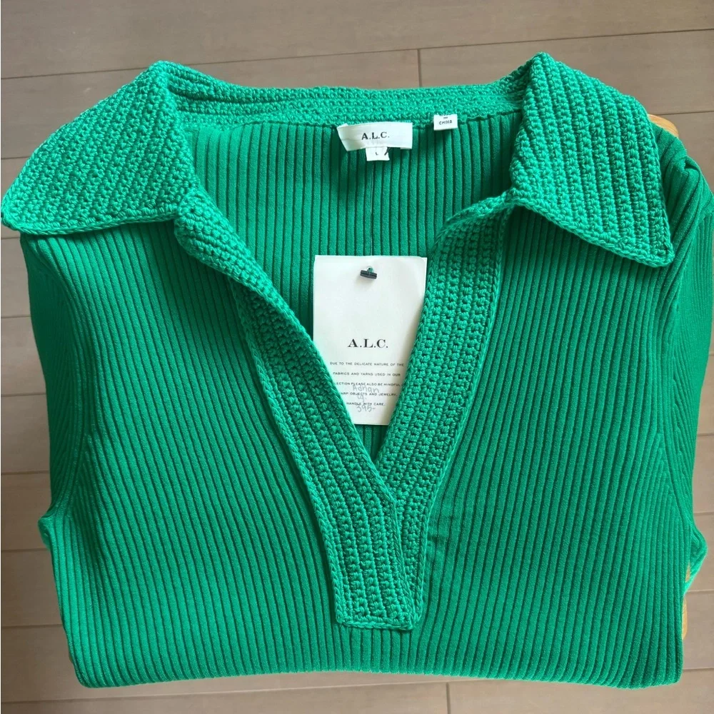A.L.C. Vibrant Green V-Neck Sweater - Picture 1 of 5